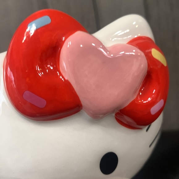 New Hello Kitty Heart Of Love Full Body Sculpted Coffee Mug By Sanrio - Picture 3 of 8